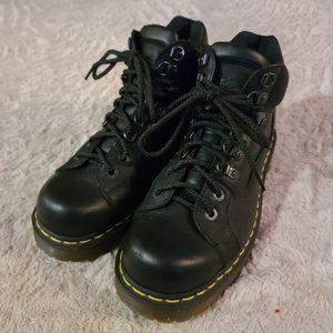 Dr. Martens Like New Vintage Black Boot